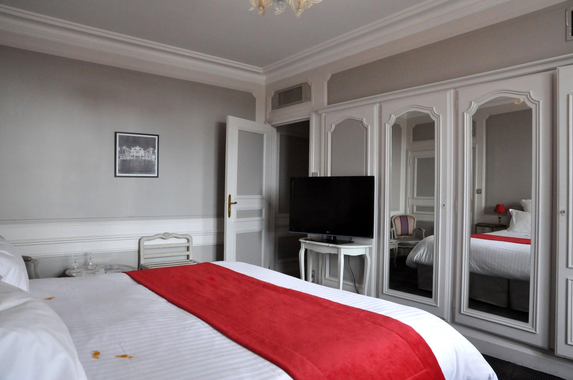 נאנסי Grand Hotel De La Reine - Place Stanislas מראה חיצוני תמונה